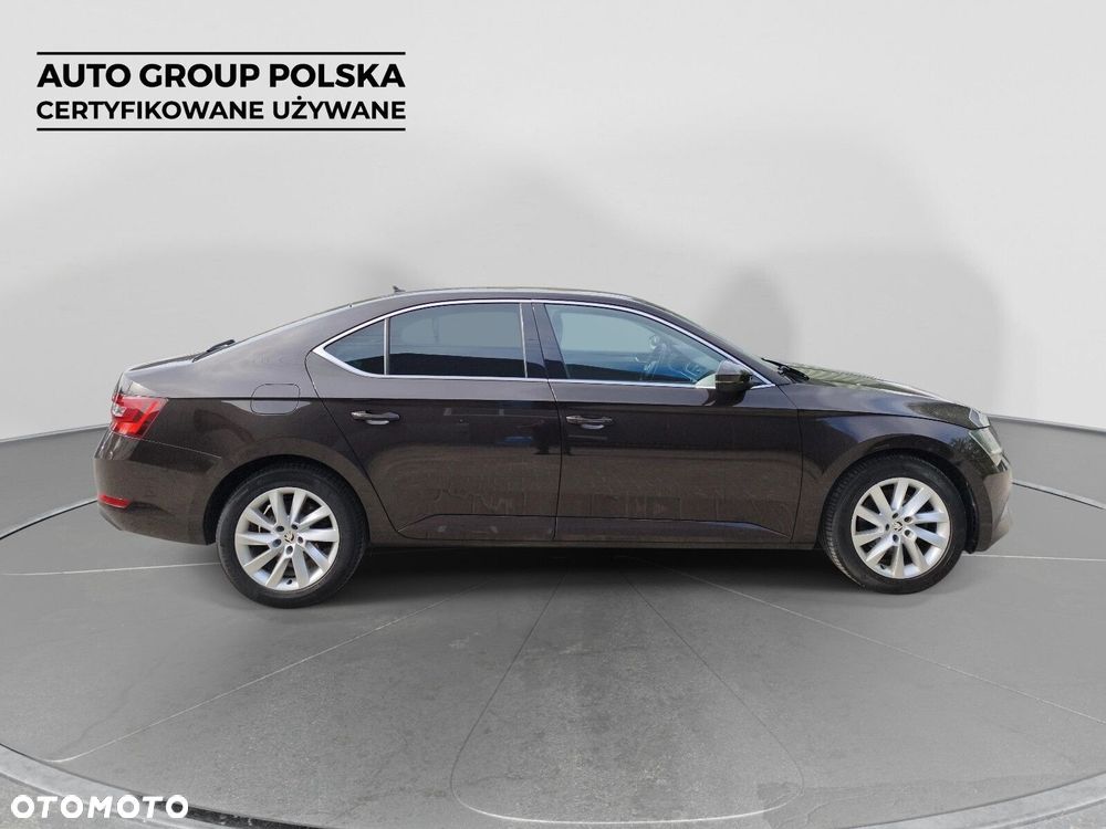 Skoda Superb 2.0 TDI 4x4 Style DSG - 16