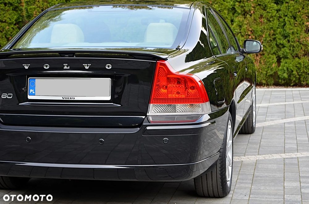 Volvo S60 2.4D Summum - 6