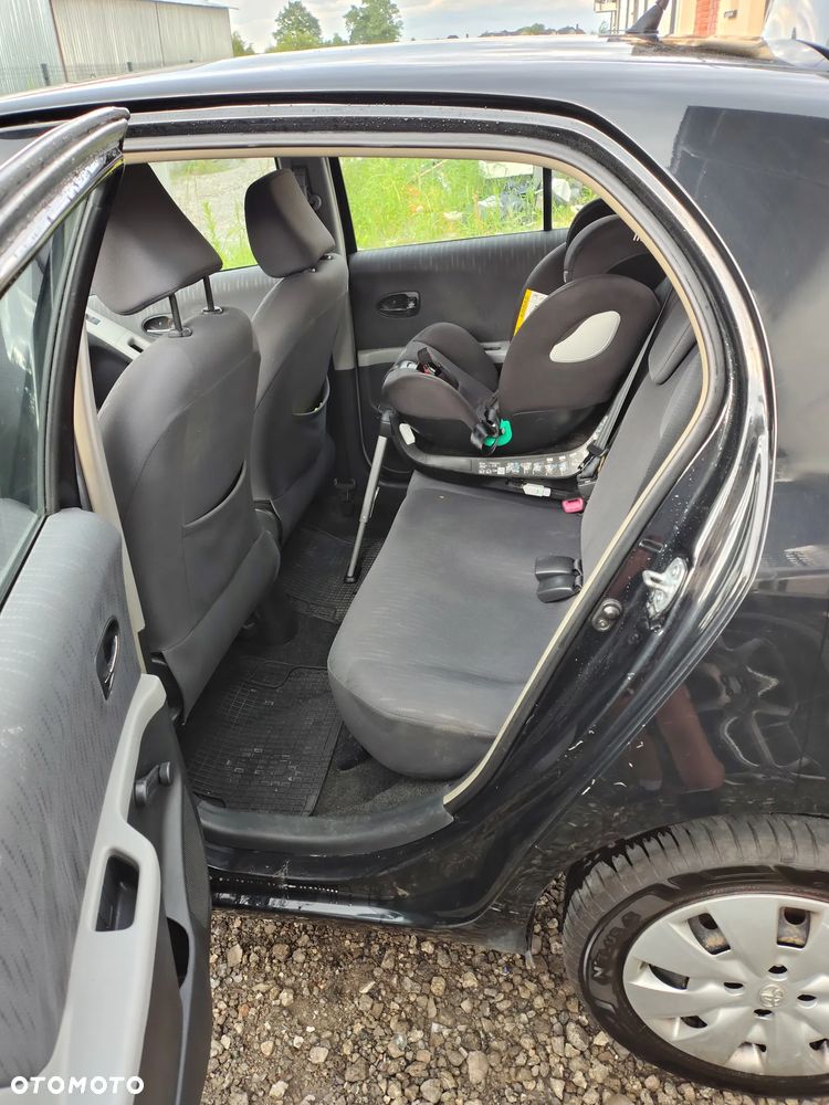Toyota Yaris 1.33 Luna - 10