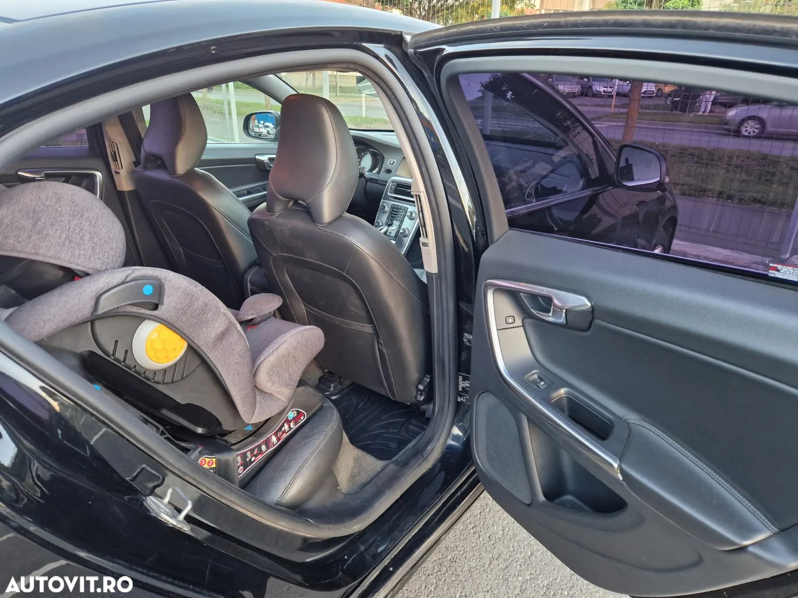 Volvo S60 D2 Geartronic Momentum - 9