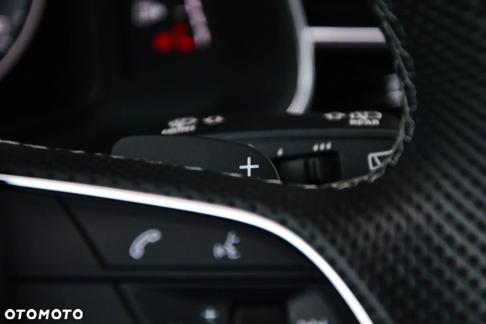 Audi Q8 50 TDI mHEV Quattro Tiptronic - 32