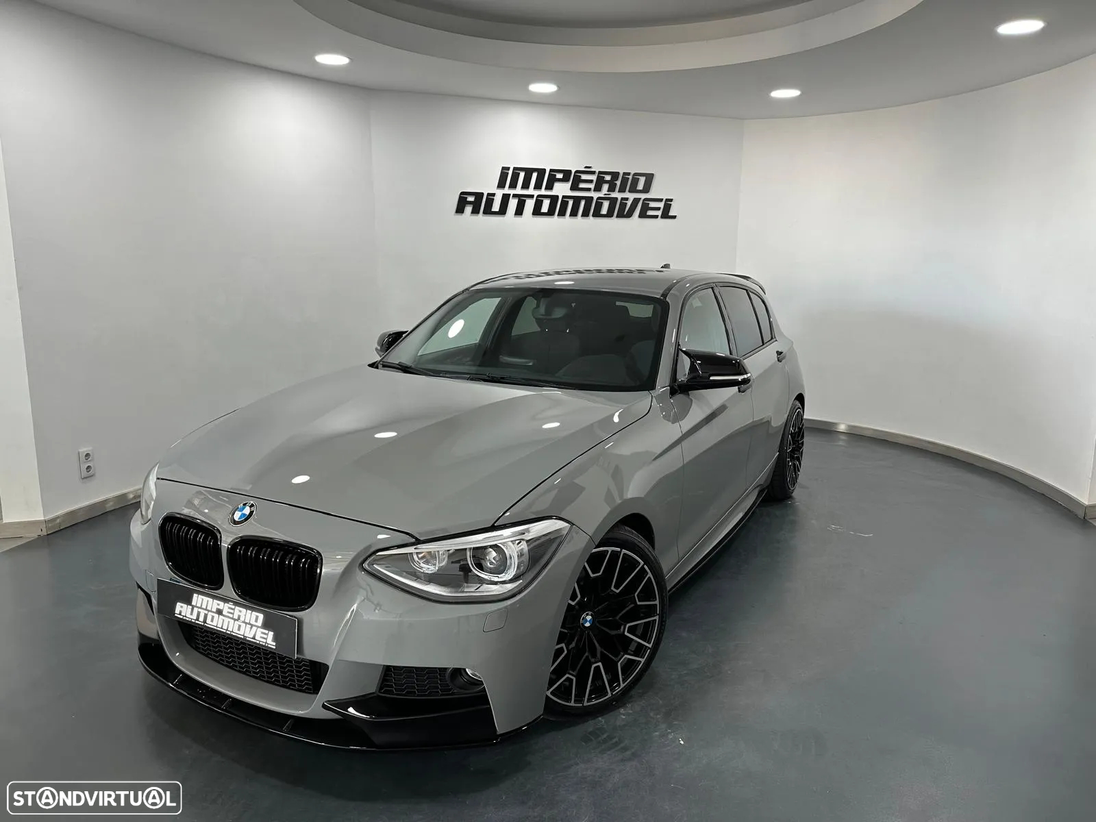 BMW 118 d Pack M - 4