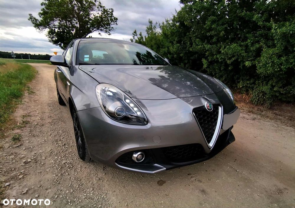 Alfa Romeo Giulietta 2.0 JTDM Distinctive - 3