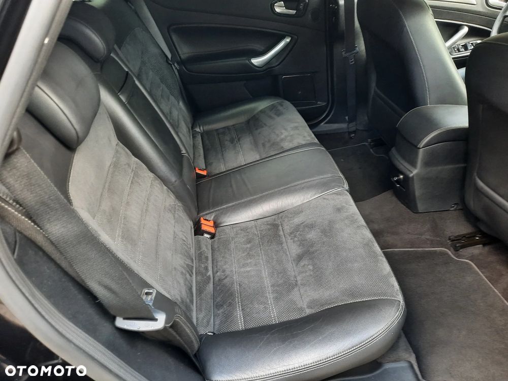 Ford Mondeo 2.0 TDCi Titanium X - 23