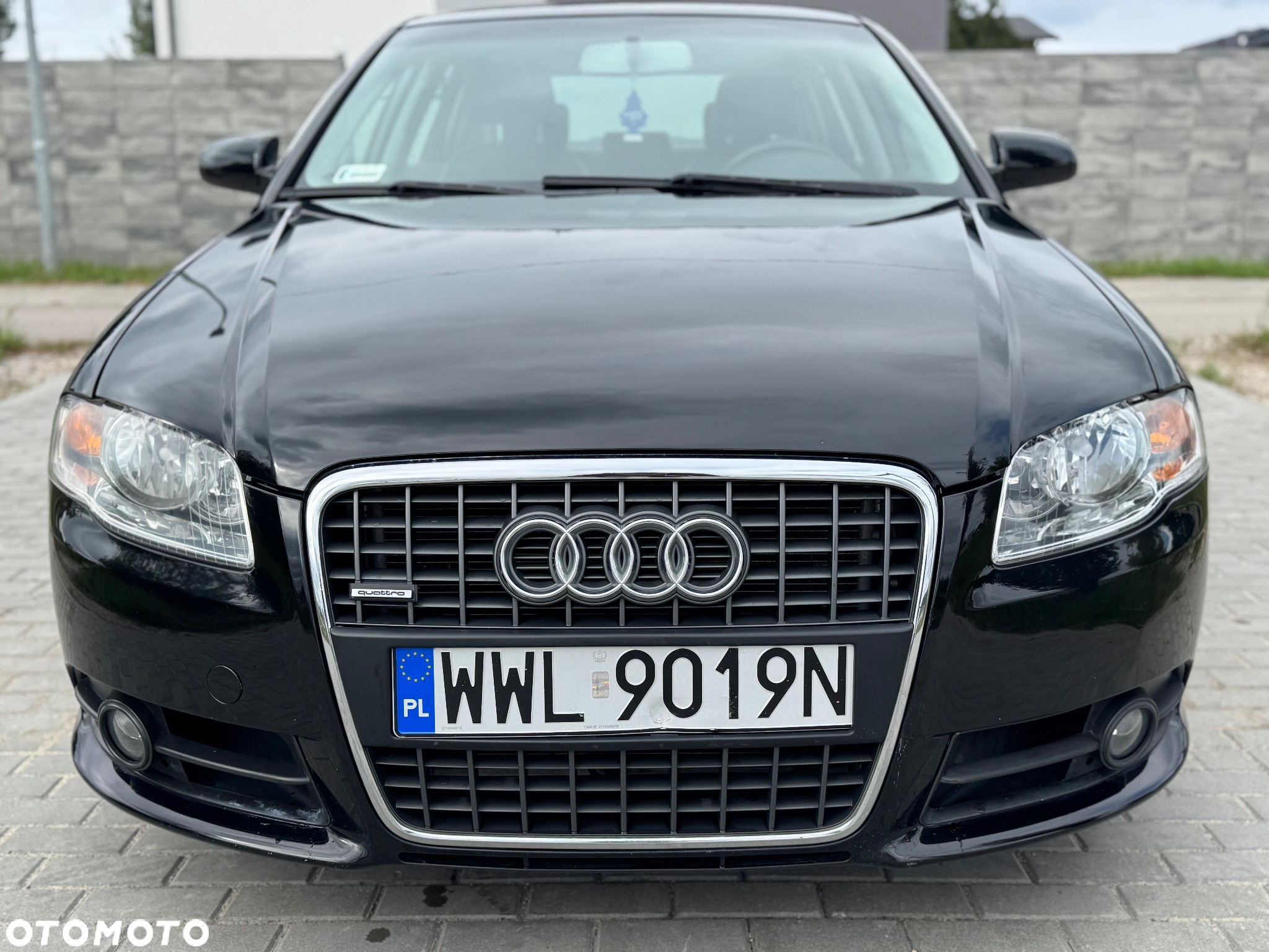 Audi A4 ver-2-0-t-fsi-quattro - 40