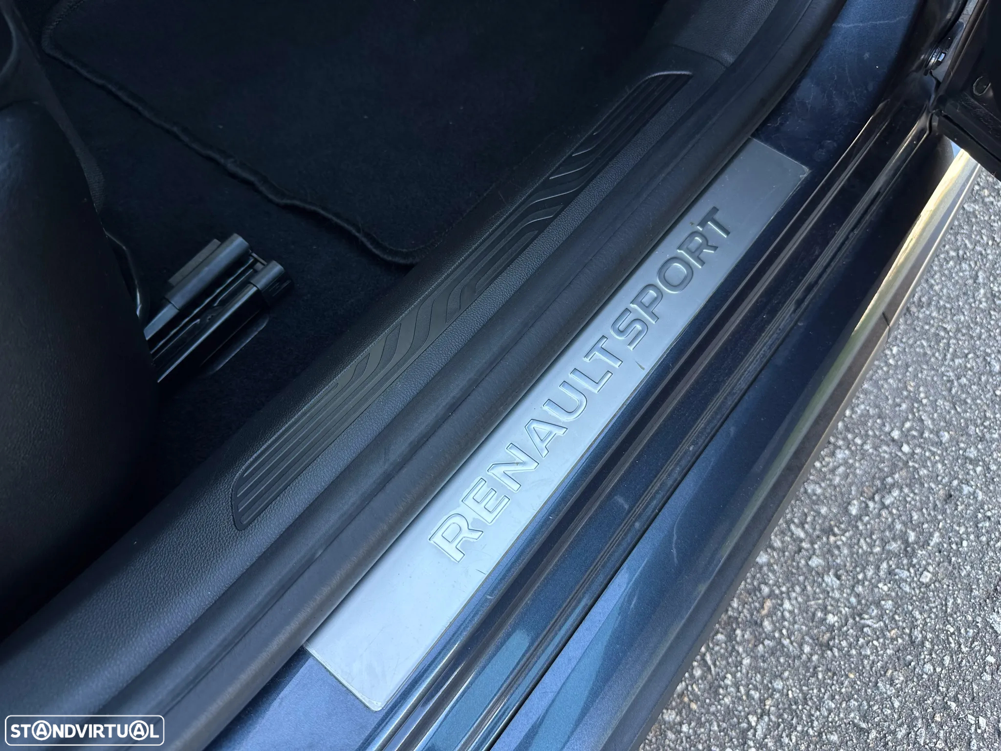Renault Mégane 1.8 TCe R.S. EDC - 25