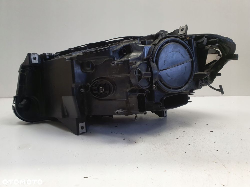 LAMPA PRAWA BMW F10 F11 PRZEDNIA prawy przód BI XENON 7203246 - 9