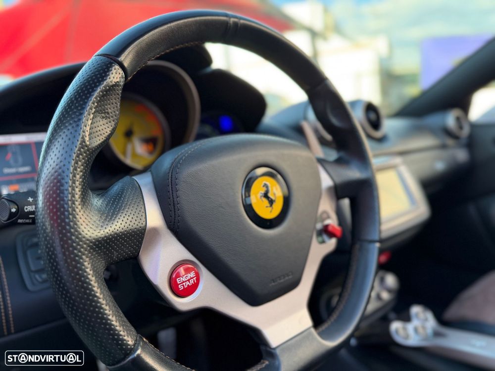 Ferrari California - 13