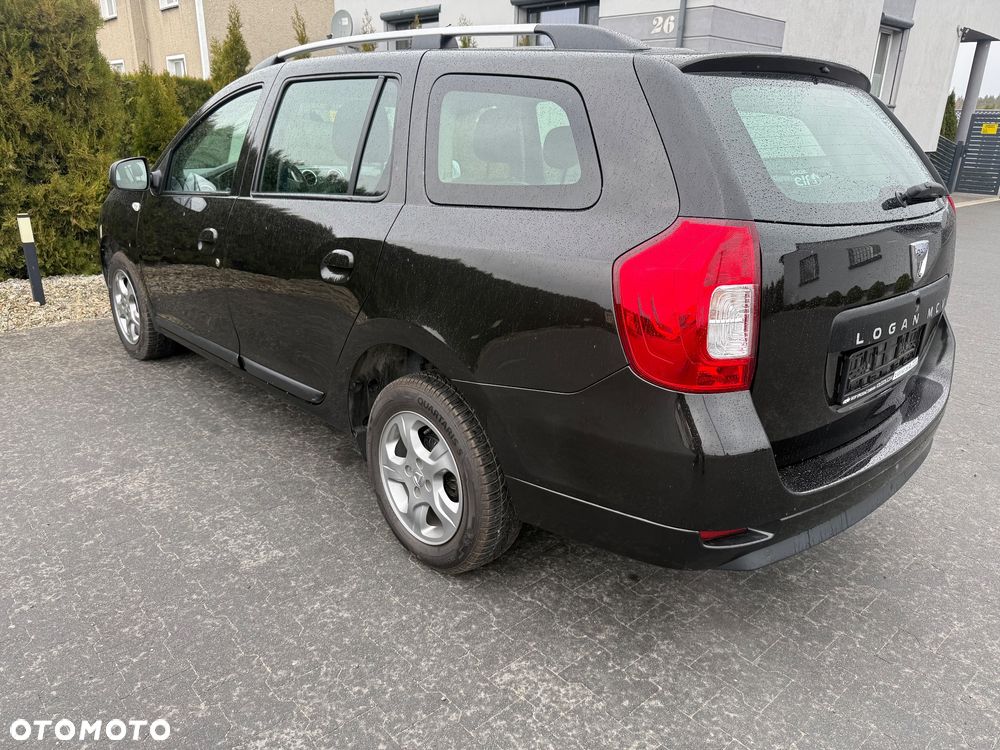 Dacia Logan 1.2 16V 75 Essentiel - 4