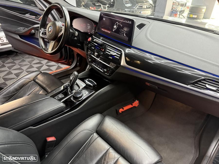 BMW M550d xDrive Auto - 14
