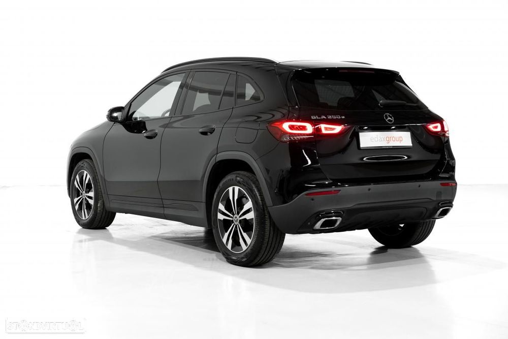 Mercedes-Benz GLA 250 e Progressive - 4