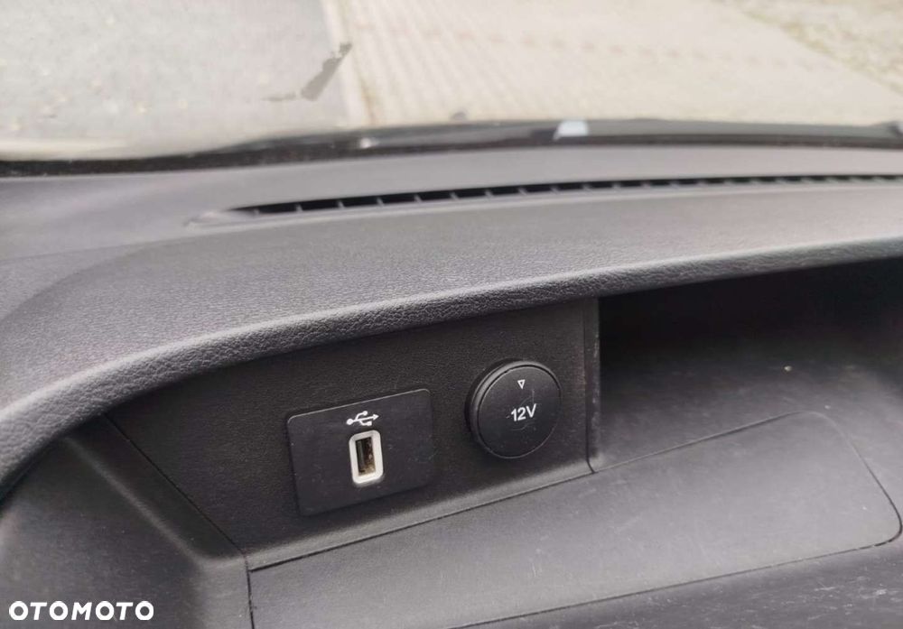 Ford Transit Custom - 28
