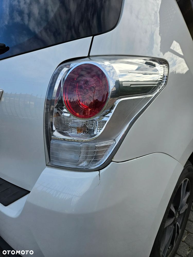 Toyota Verso 2.0 D-4D 5-Sitzer - 9