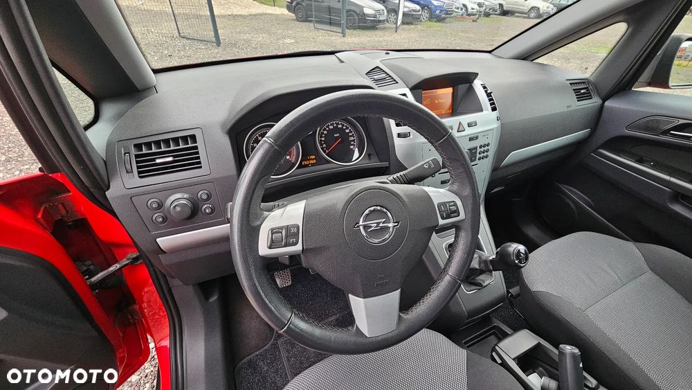 Opel Zafira 1.8 Enjoy - 21