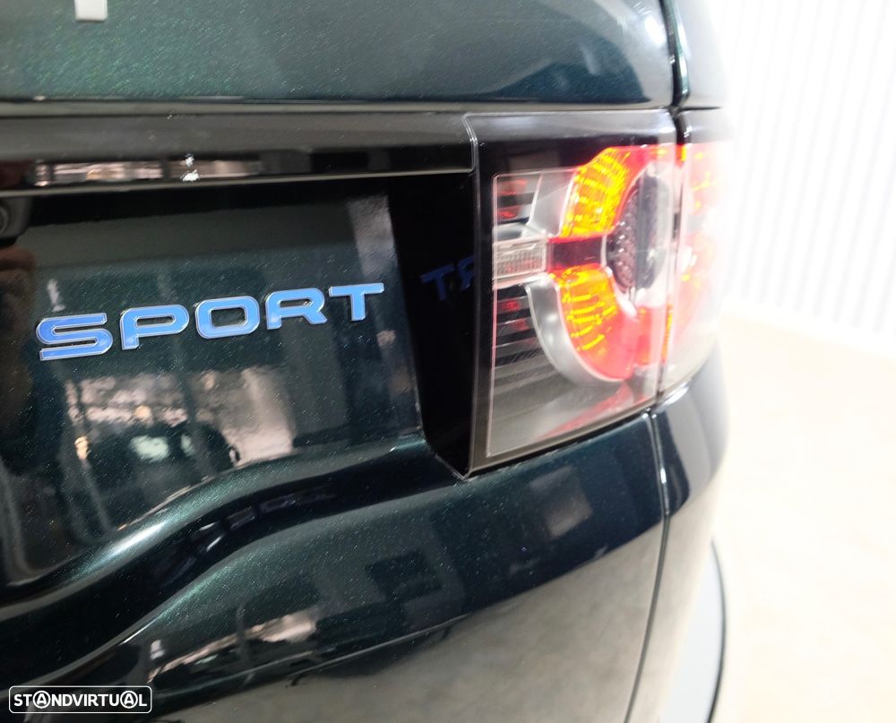 Land Rover Discovery Sport 2.0 TD4 HSE - 8