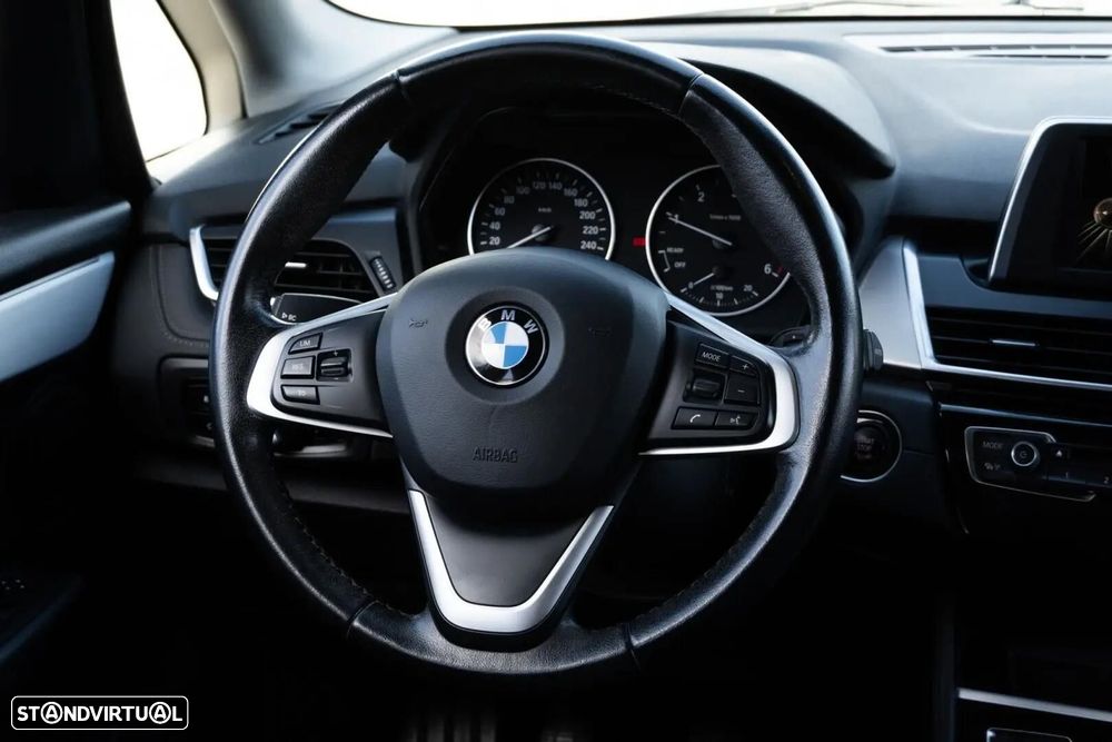 BMW 216 Active Tourer - 13