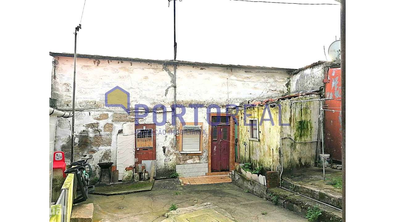 Moradia para Restaurar T2 - Campanhã - Grande imagem: 5/17