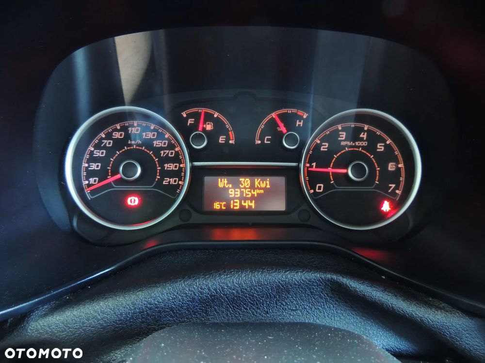 Fiat DOBLO - 16
