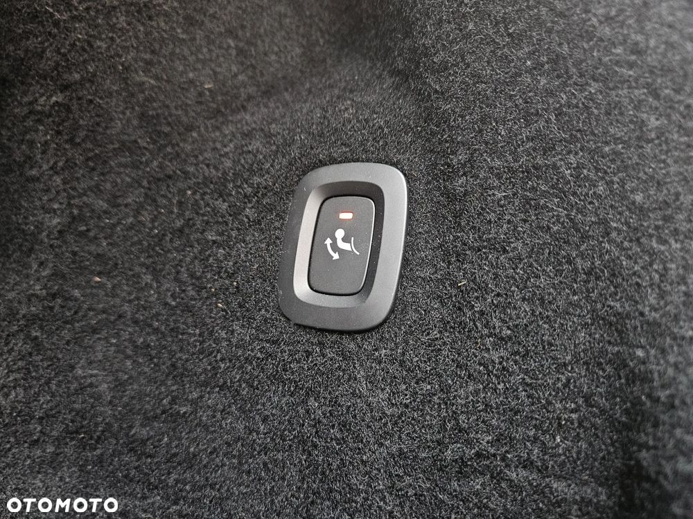 Volvo XC 60 B4 B Plus Bright - 26