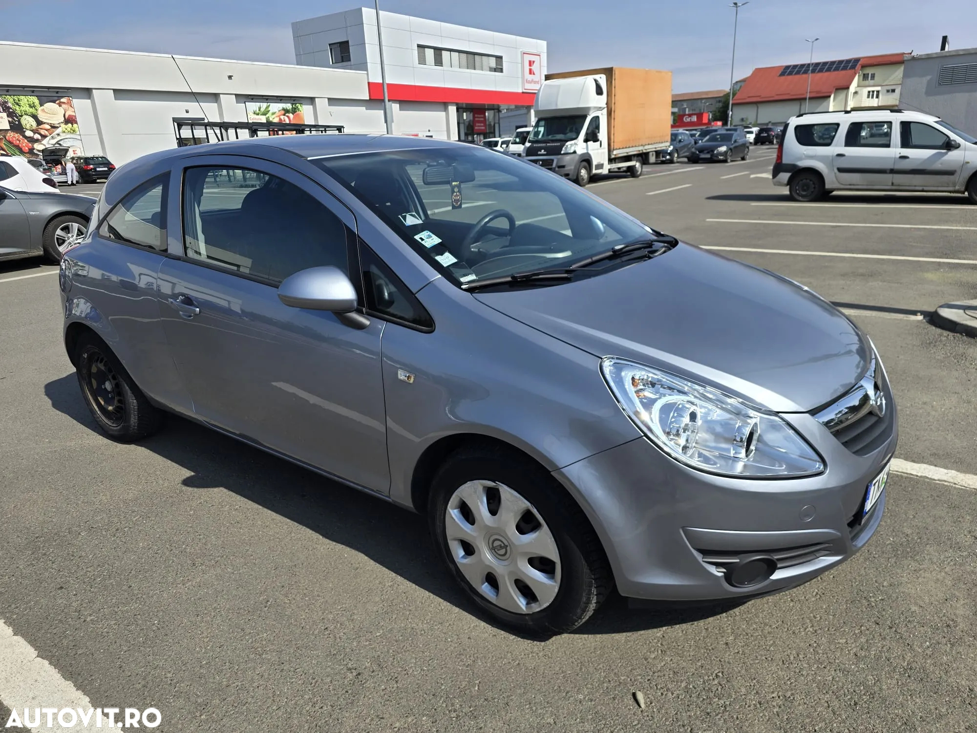 Opel Corsa 1.3 CDTI Essentia - 2