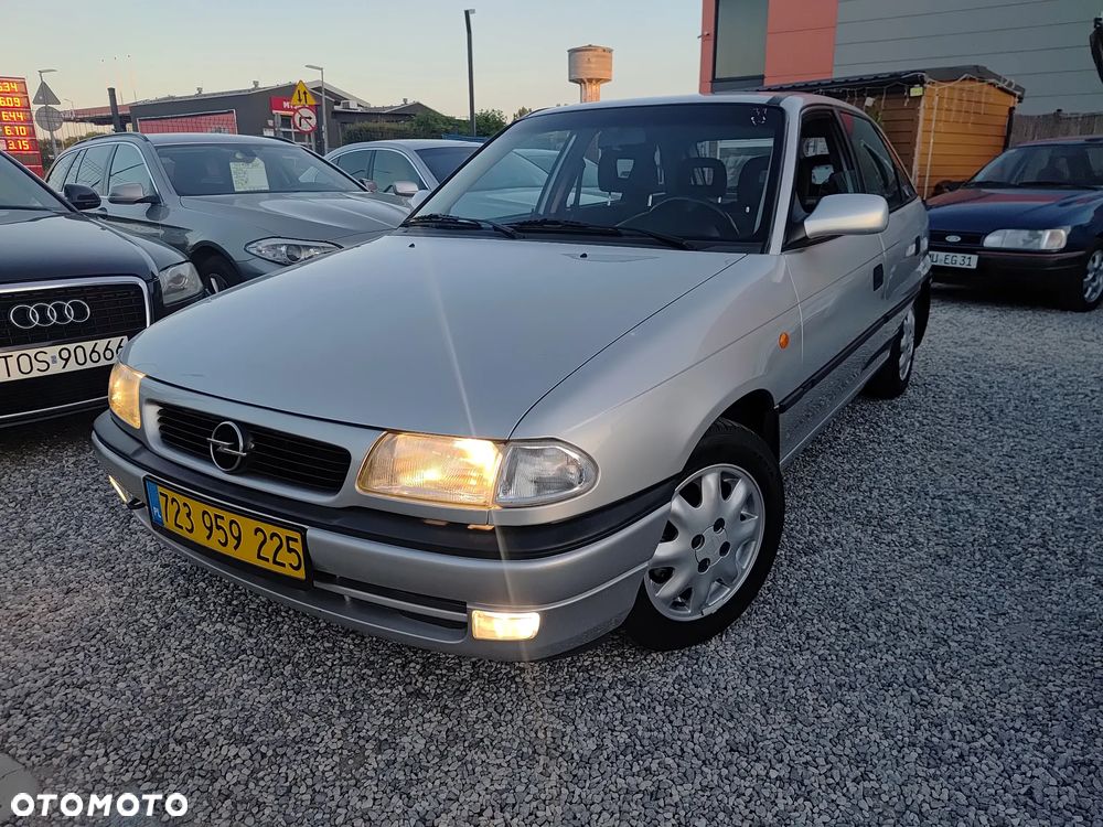 Opel Astra 1.6 - 1