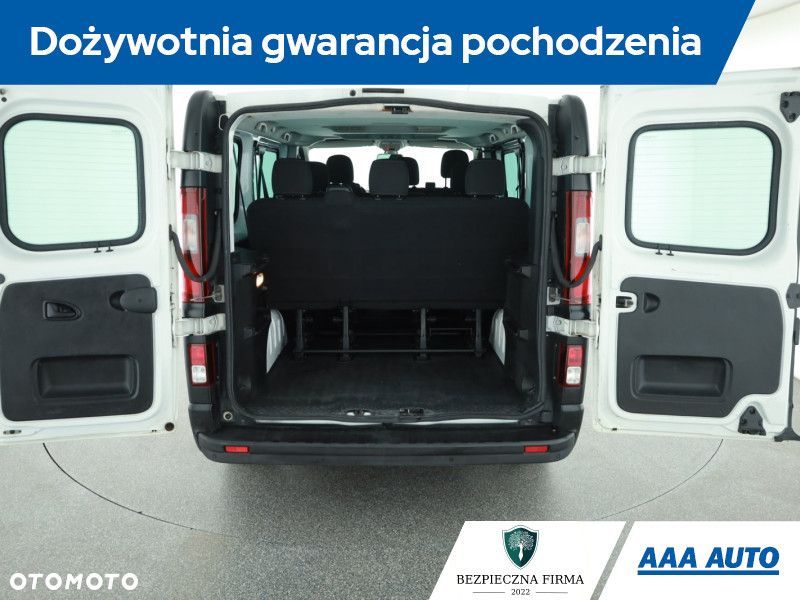Opel Vivaro - 12