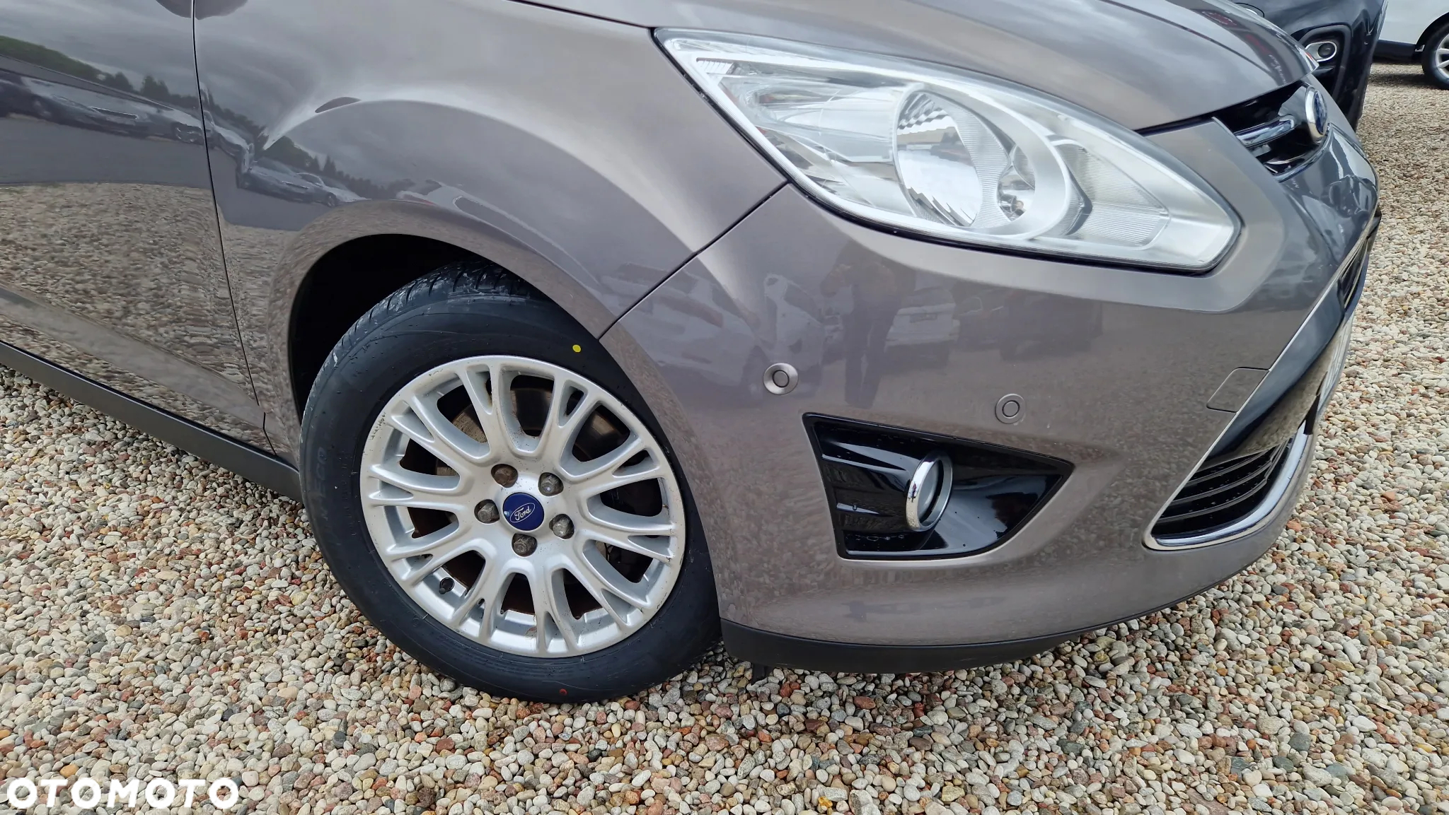 Ford C-MAX 1.6 EcoBoost Titanium - 25