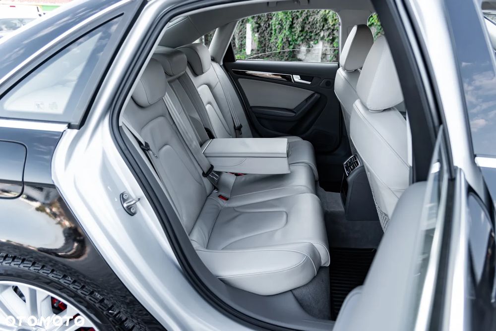 Audi A4 Limousine 3.0 TDI DPF quattro S tronic Ambiente - 23