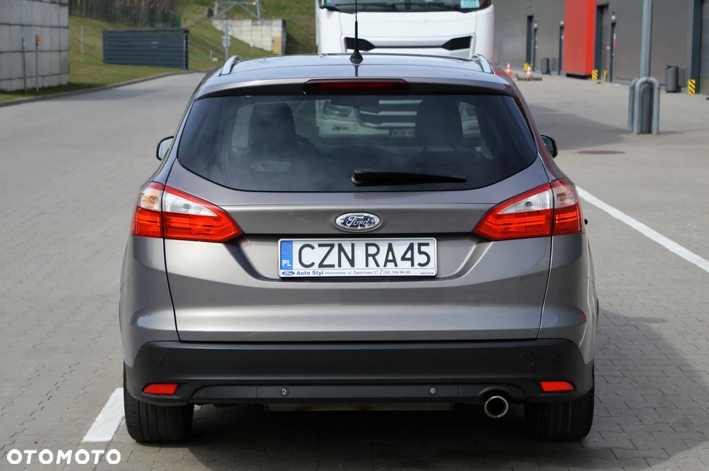Ford Focus 2.0 TDCi DPF Titanium - 29