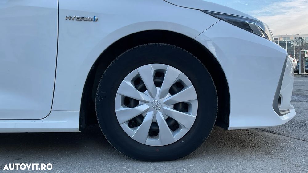 Toyota Corolla Sedan 1.8 HSD Business - 20