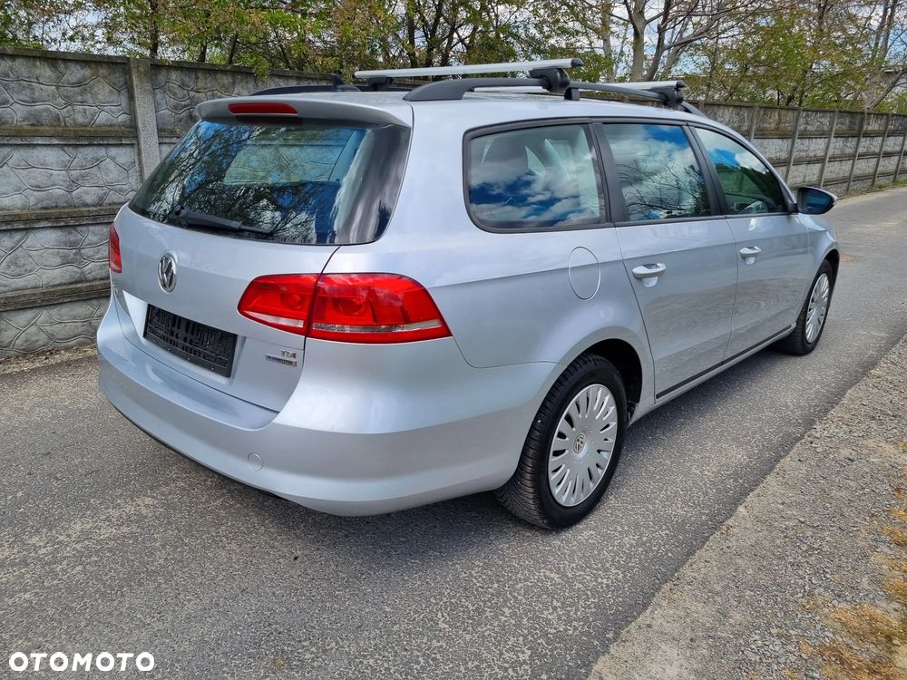 Volkswagen Passat 1.6 TDI BlueMotion - 16