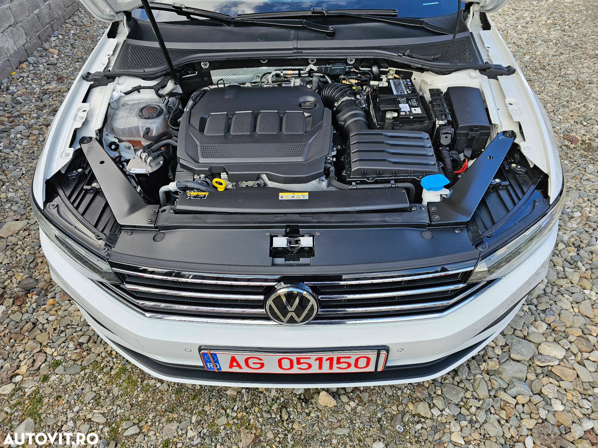 Volkswagen Passat 2.0 TDI SCR DSG - 15