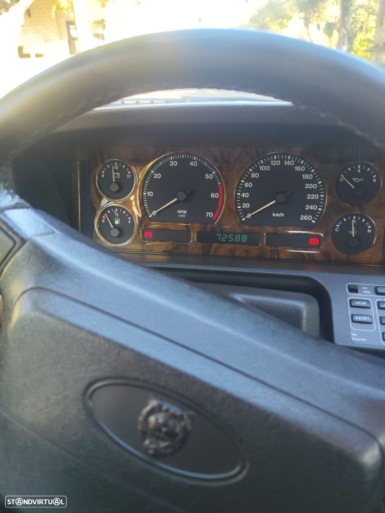 Jaguar Sovereign - 3