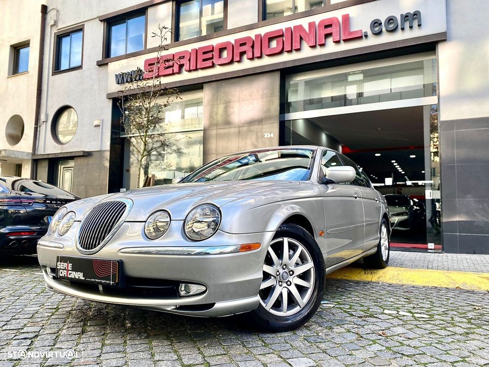 Jaguar S-Type 3.0 V6 Executive Auto. - 1