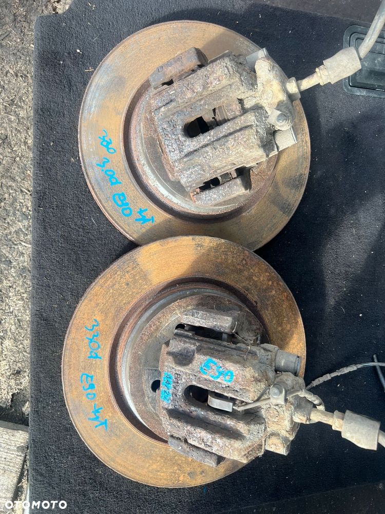 Zestaw zaciski hamulce SWAP jarzma E90 e91 tył 336x22mm 330d 330i 335i 335d - 1