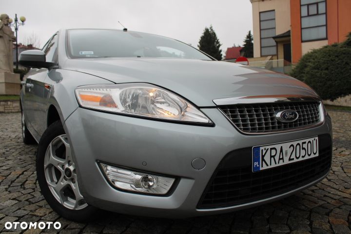 Ford Mondeo 2.0 Ambiente - 18