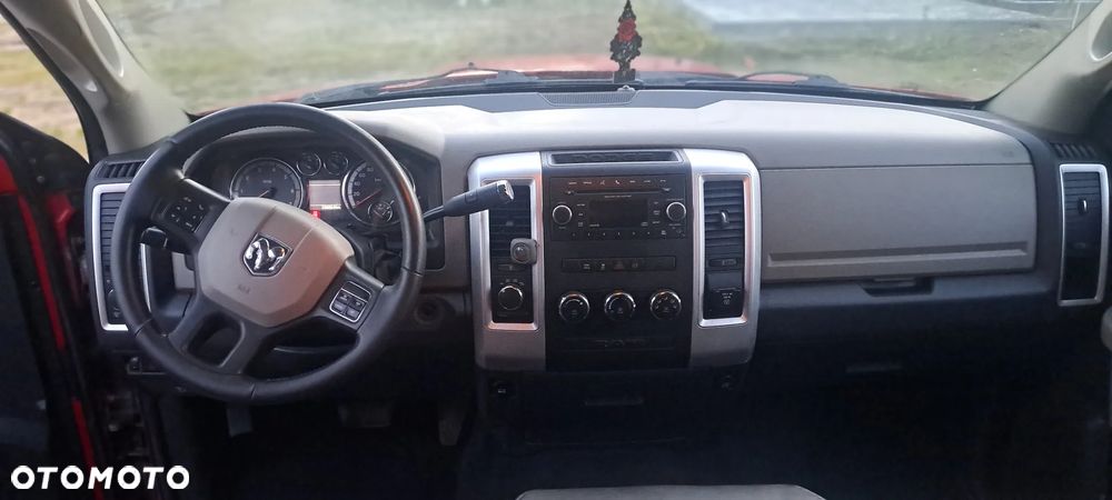 Dodge RAM 5.7 4x4 - 7