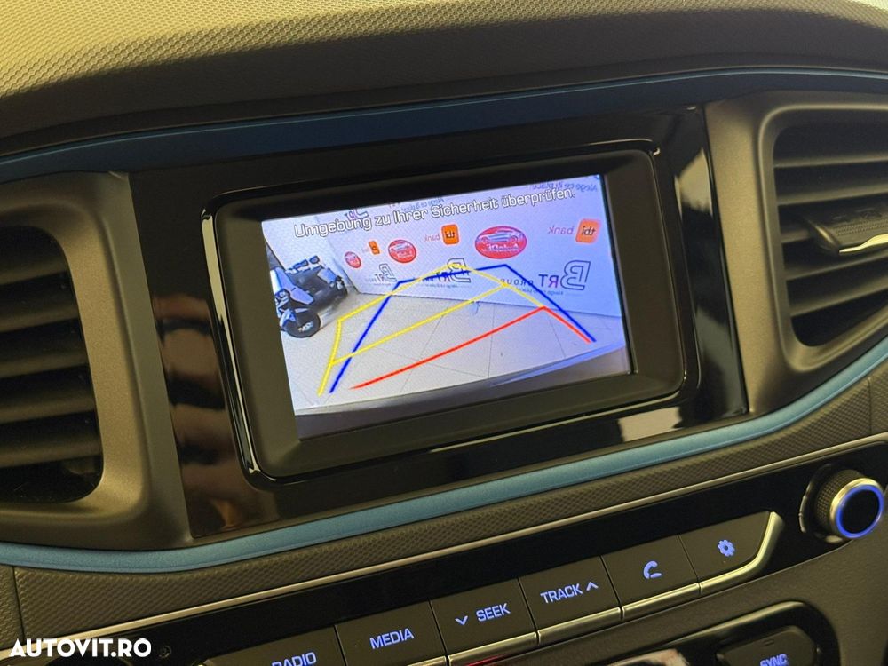 Hyundai IONIQ - 14
