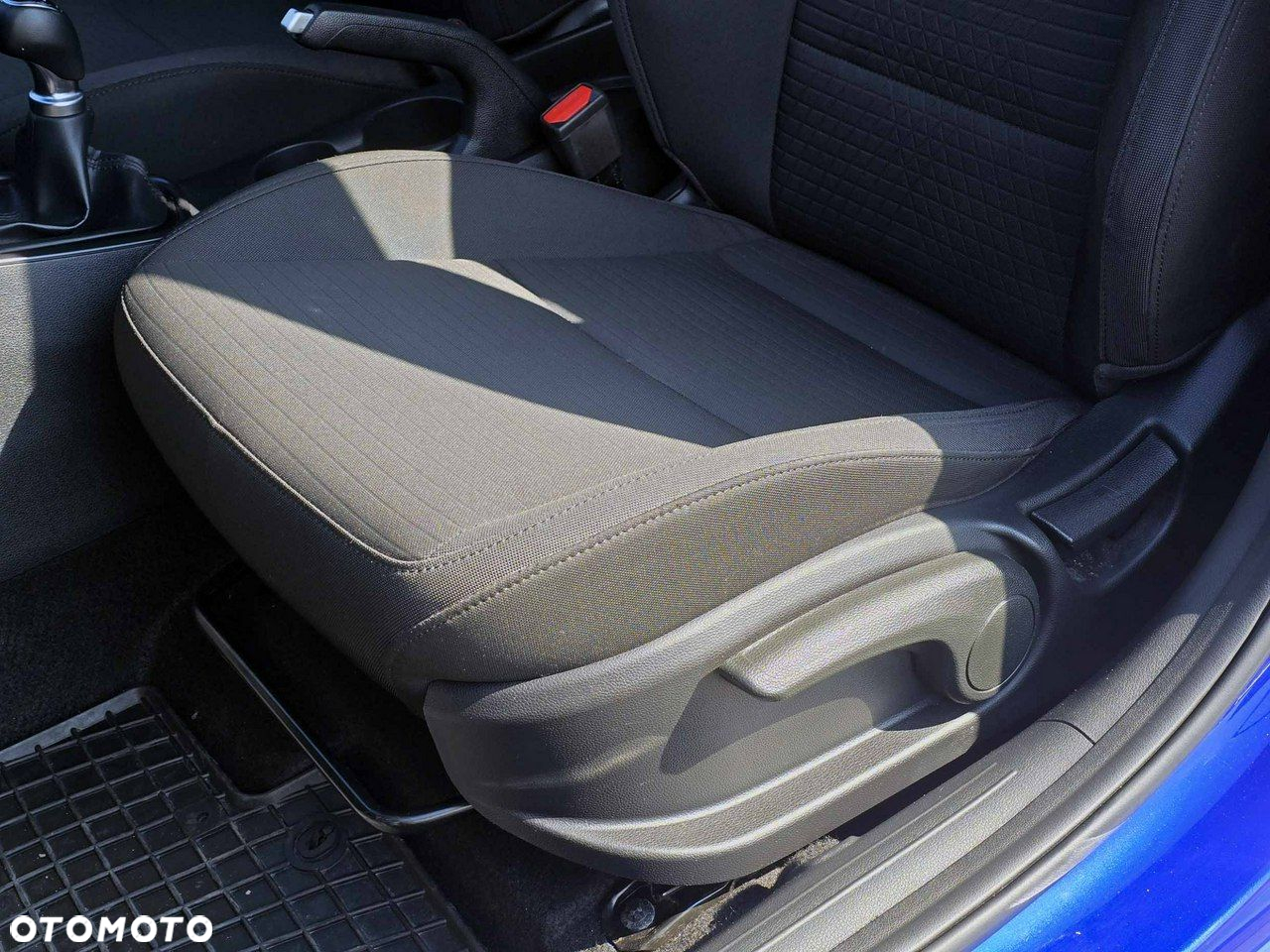 Hyundai i20 - 16