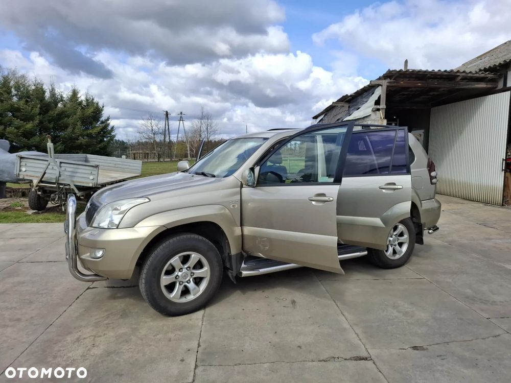 Toyota Land Cruiser - 8