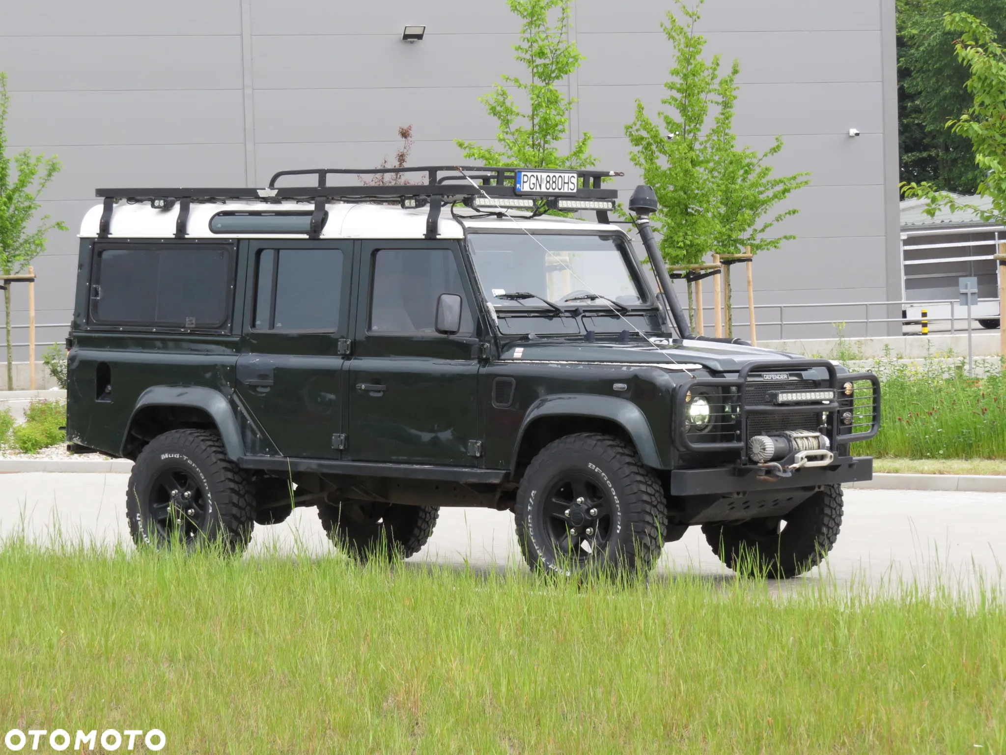 Land Rover Defender - 9