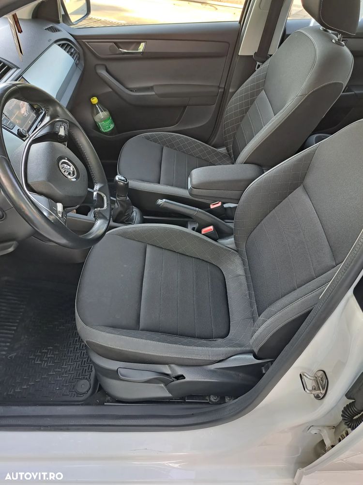 Skoda Fabia 1.0 TSI Ambition - 11