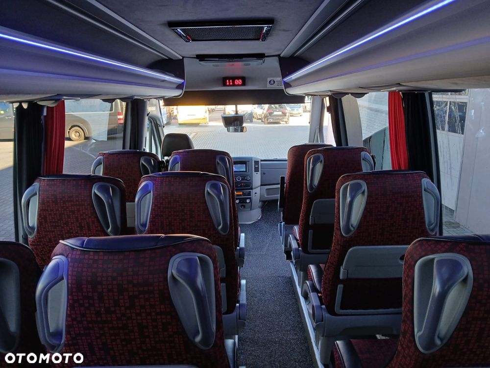 Mercedes-Benz 519 wersja turystyczna - 10