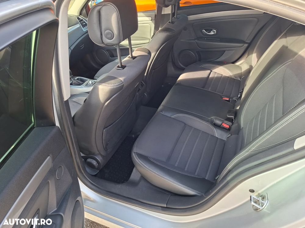 Renault Laguna - 10