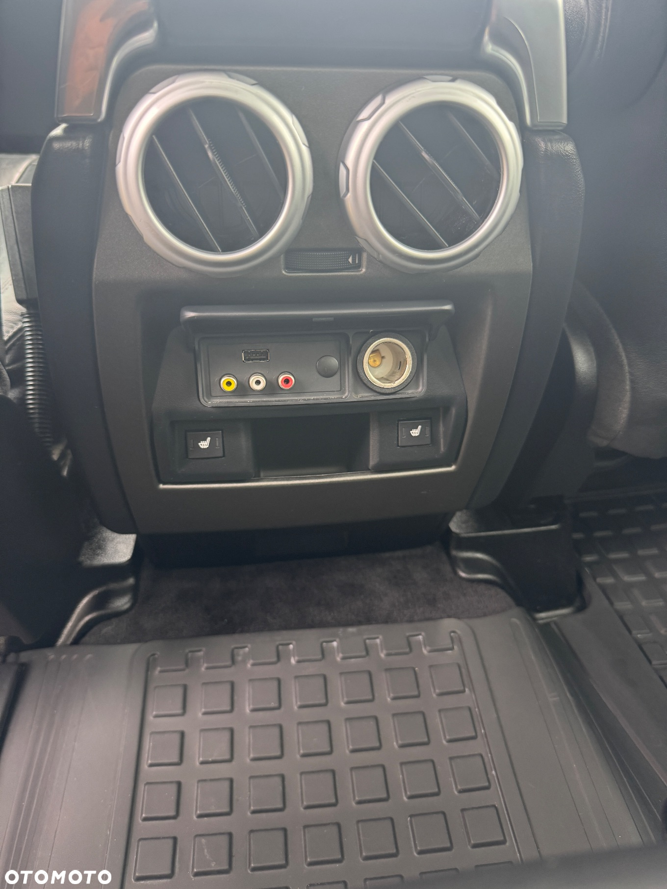 Land Rover Discovery - 15