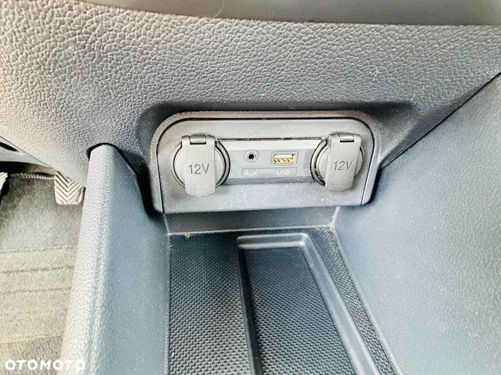 Kia Rio 1.2 Business Line - 30
