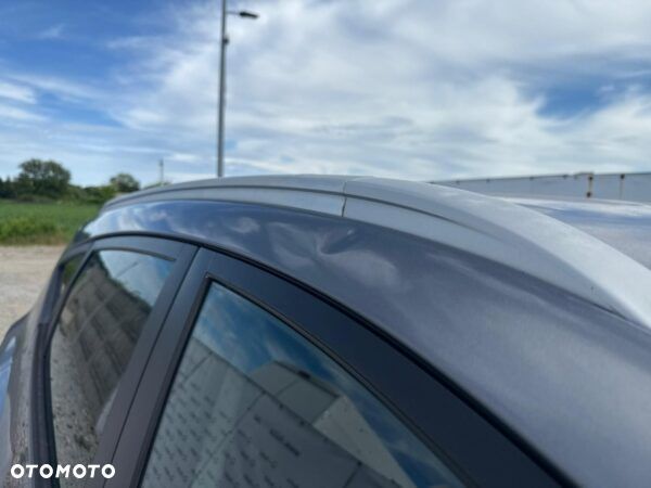 Hyundai ix35 2.0 CRDi 4WD Automatik Premium - 25