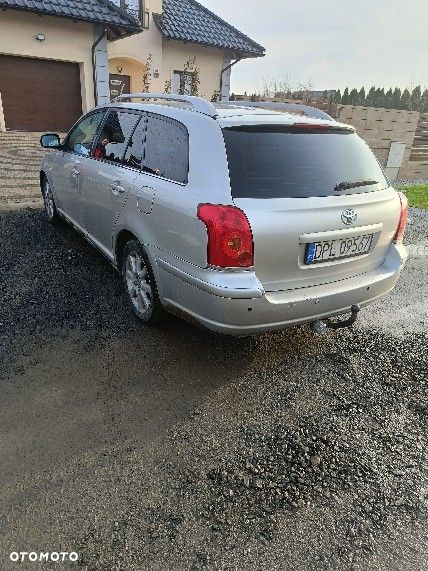 Toyota Avensis - 3