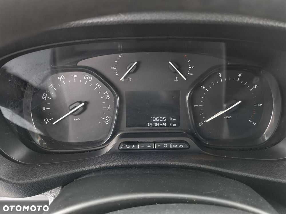 Peugeot Expert - 12