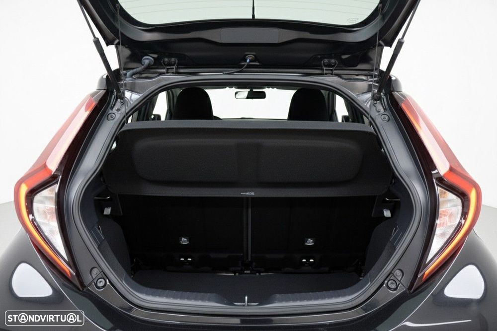 Toyota Aygo X 1.0 Pulse CVT - 13